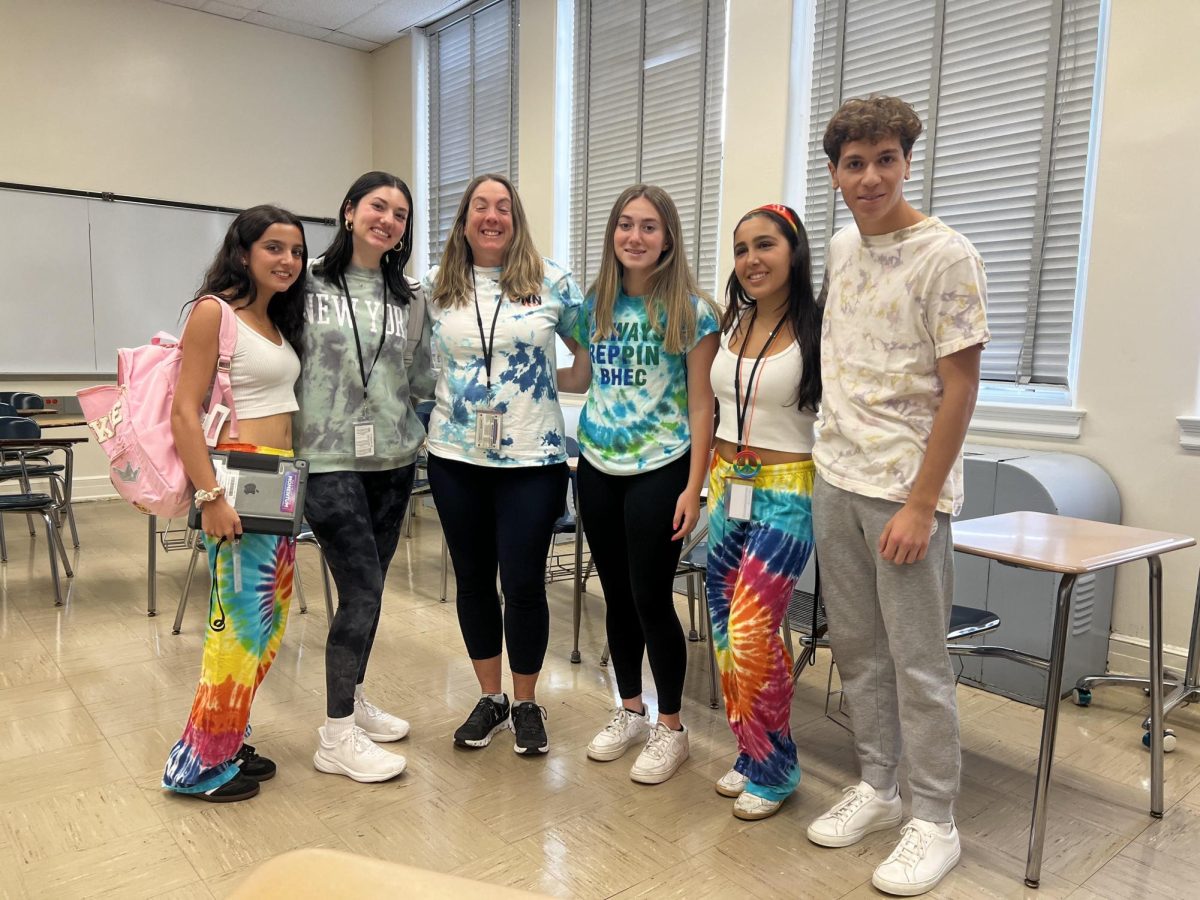 Ms DeLuccia and her senior class showing their spirit (Credit: 
Gloria Hsia)